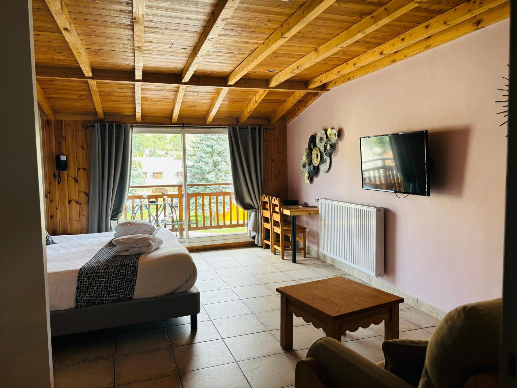 Hotel Les Autanes Spa-Balneotherapie & Restaurant Ансель Экстерьер фото